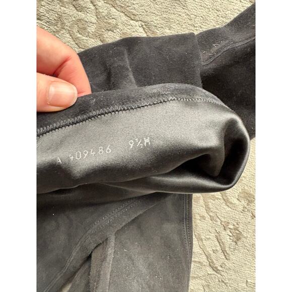 Stuart Weitzman Lowland Black Suede Over-the-Knee Boots 9.5 Women's - Picture 7 of 7